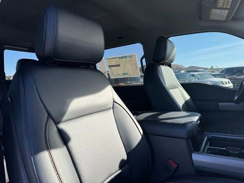 New 2026 Ford F250 Lariat w/ Black Appearance Package image 22
