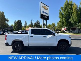 Used 2021 Chevrolet Silverado 1500 LT Trail Boss w/ Convenience Package II AWD/4WD video 1