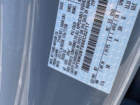 Used 2025 Ford F250 Lariat w/ Chrome Package image 27