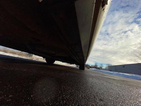 Used 2003 Lincoln Town Car Cartier image 16