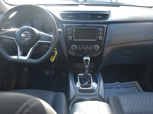 Used 2018 Nissan Rogue S AWD/4WD image 14