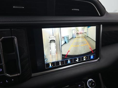 Used 2023 GMC Yukon Denali AWD/4WD image 23