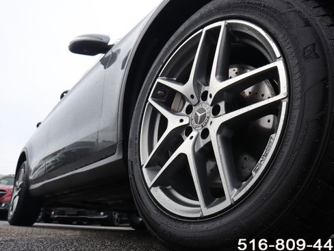 Used 2019 Mercedes-Benz GLC 300 4MATIC image 11