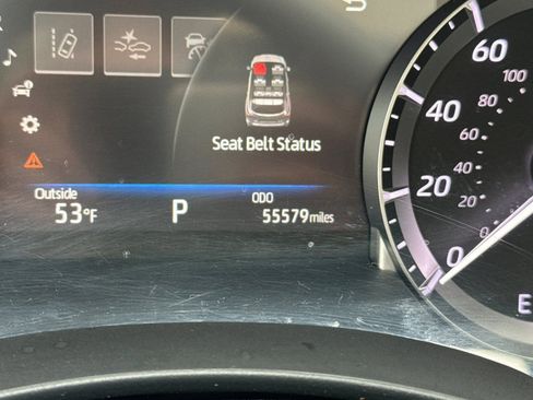 Used 2023 Toyota Highlander XLE image 32