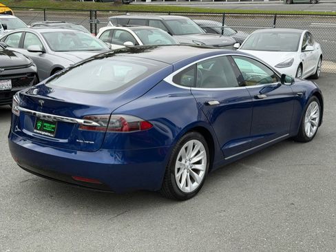 Used 2020 Tesla Model S Long Range Plus image 5