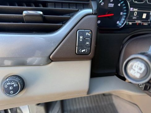 Used 2019 Chevrolet Tahoe Premier image 16