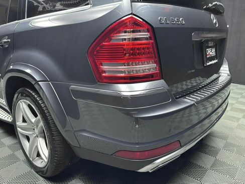 Used 2010 Mercedes-Benz GL 550 4MATIC image 13