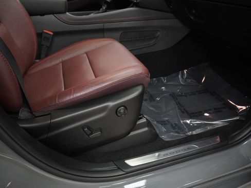 Certified 2025 Dodge Durango GT image 51