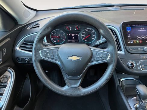 Used 2024 Chevrolet Malibu LT FWD image 12