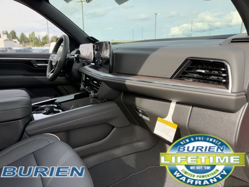 New 2026 Chevrolet Tahoe Premier w/ Sun And Tow Package image 17