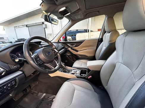 Used 2019 Subaru Forester Limited AWD/4WD image 2