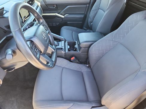 Used 2024 Toyota Tacoma SR image 11