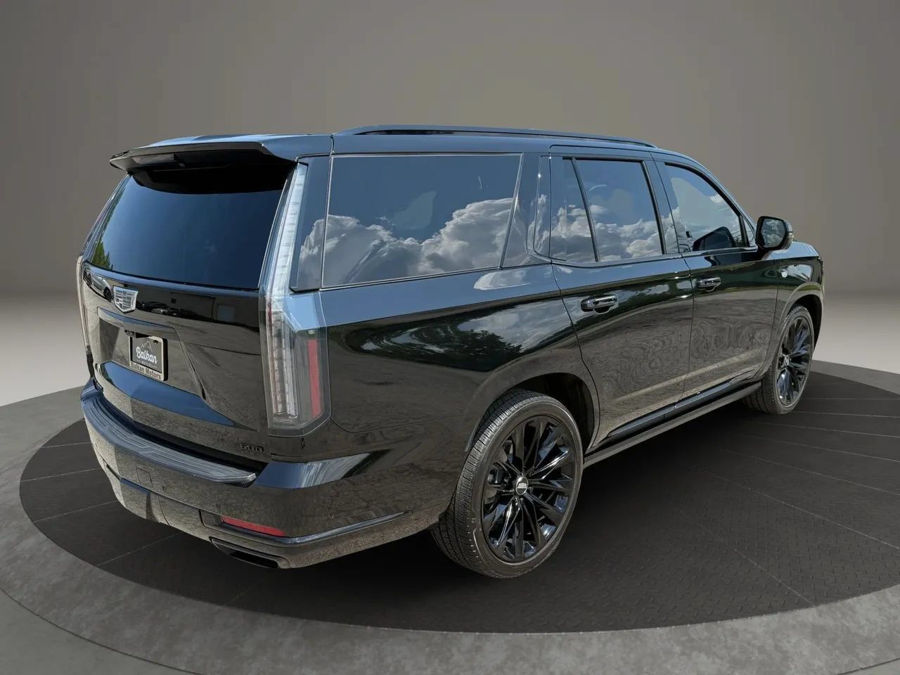 Used 2025 Cadillac Escalade Sport Platinum w/ LPO, ONYX Package AWD/4WD image 7
