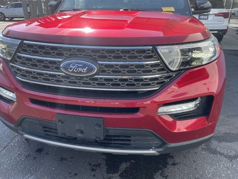 Used 2021 Ford Explorer King Ranch w/ Premium Technology Package image 9