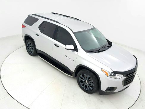Used 2021 Chevrolet Traverse RS FWD image 19