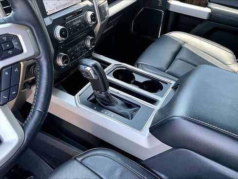 Used 2018 Ford F150 Lariat w/ Equipment Group 502A Luxury AWD/4WD image 14