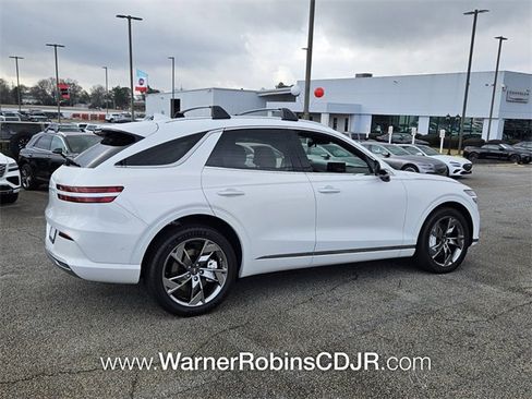 Used 2025 Genesis Electrified GV70 w/ Prestige Package image 14