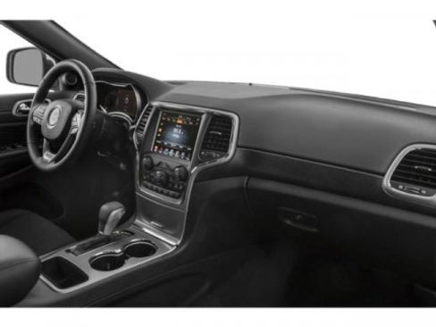 Used 2018 Jeep Grand Cherokee Altitude image 19