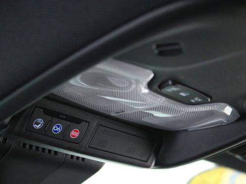 Used 2023 Chevrolet Colorado LT w/ LT Convenience Package AWD/4WD image 20