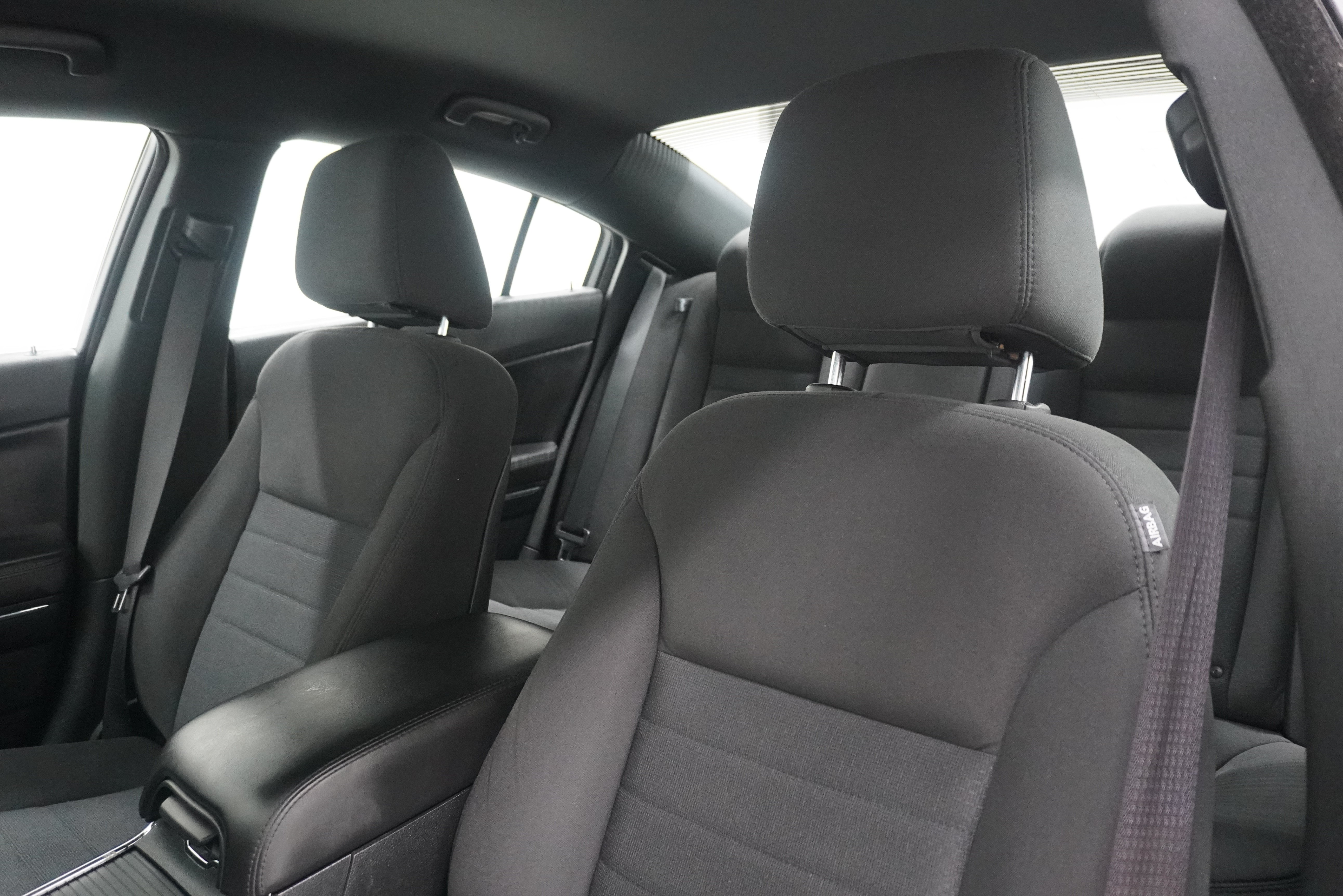 Used 2014 Dodge Charger SE w/ Connectivity Group RWD image 10