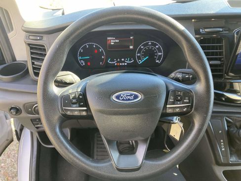 Used 2023 Ford Transit 350 XLT image 32