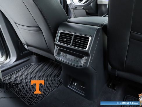 Used 2025 Volkswagen Atlas Cross Sport SEL Premium R-Line image 39