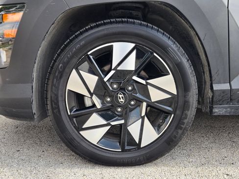 Used 2024 Hyundai Kona SEL FWD image 31