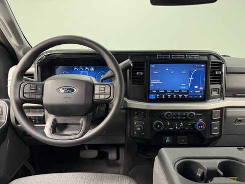 Used 2024 Ford F250 XLT w/ XLT Premium Package image 25