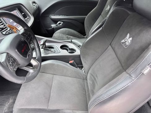 Used 2019 Dodge Challenger R/T Scat Pack w/ Plus Package image 9