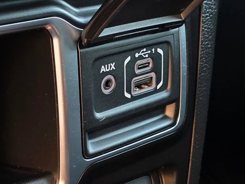 Used 2021 Jeep Wrangler Unlimited Sport image 28