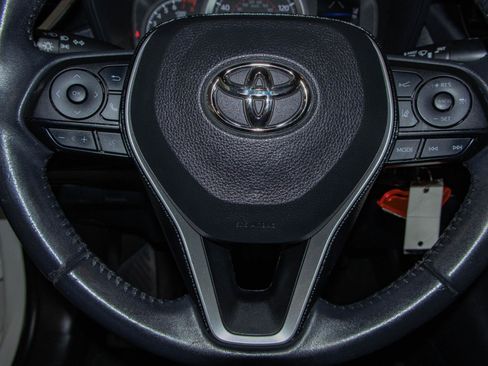 Used 2021 Toyota Corolla SE image 11