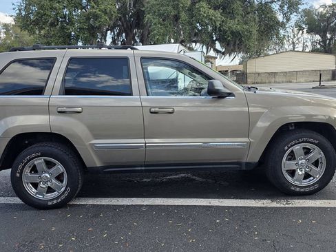 Used 2005 Jeep Grand Cherokee Limited image 9