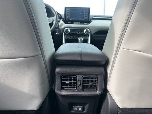 Certified 2022 Toyota RAV4 XLE Premium image 33