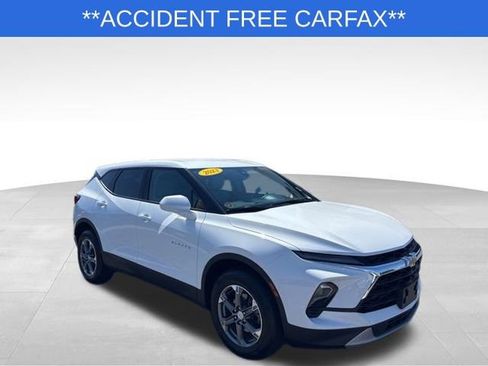 Used 2023 Chevrolet Blazer LT image 1