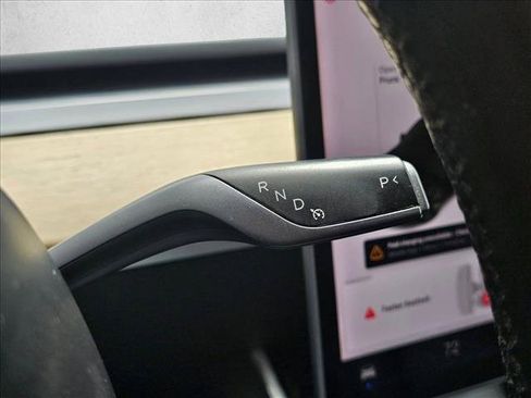 Used 2018 Tesla Model 3 Long Range RWD image 27