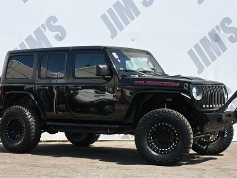 Used 2019 Jeep Wrangler Unlimited Rubicon AWD/4WD image 3