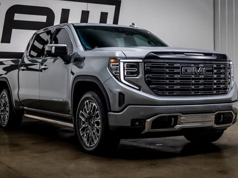 Used 2025 GMC Sierra 1500 Denali Ultimate AWD/4WD image 29