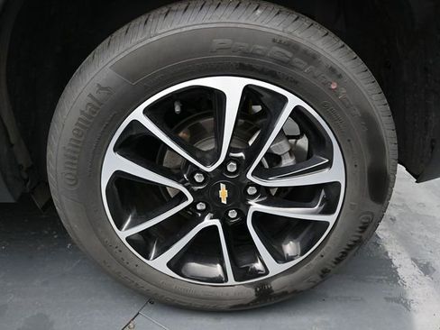 Used 2025 Chevrolet TrailBlazer LT w/ Driver Confidence Package image 11