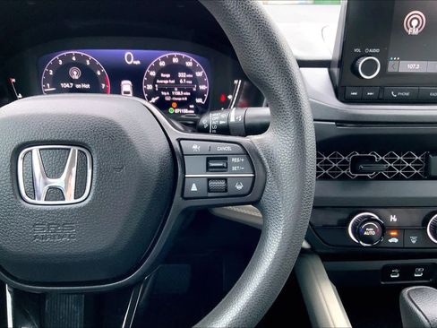 Used 2023 Honda Accord LX image 24