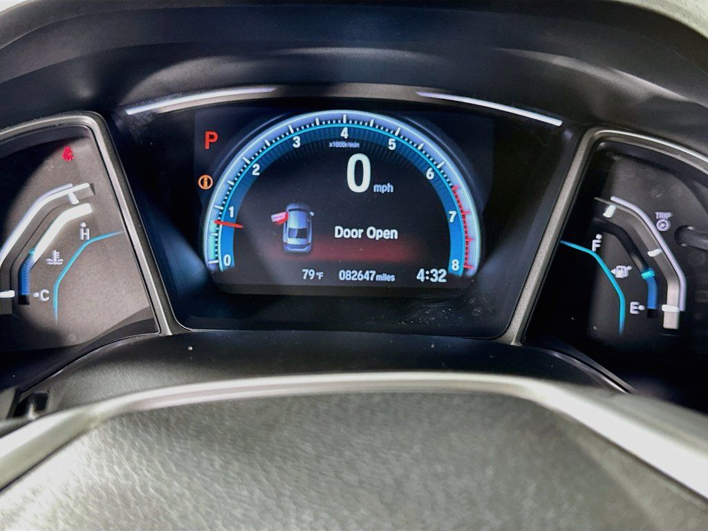Used 2016 Honda Civic Touring image 12