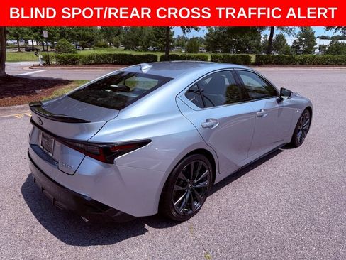 Certified 2022 Lexus IS 350 F Sport RWD image 7