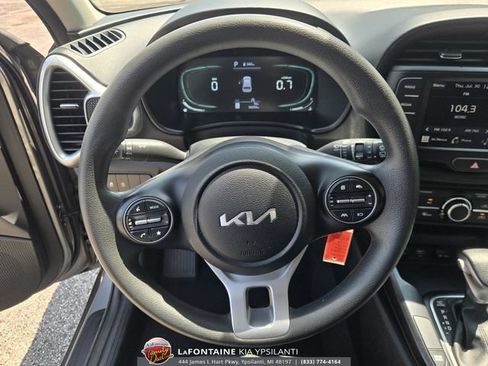 Certified 2024 Kia Soul LX w/ Option Group 015 FWD image 18