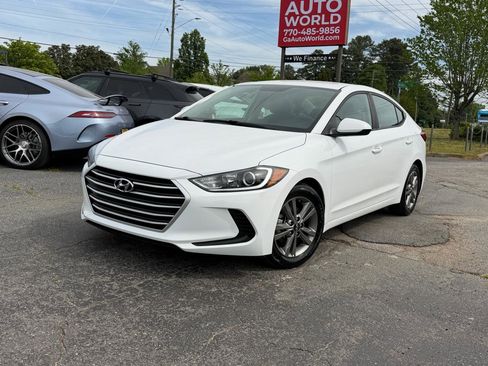 Used 2018 Hyundai Elantra SEL image 3