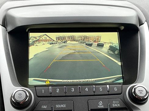 Used 2017 GMC Terrain SLE image 18