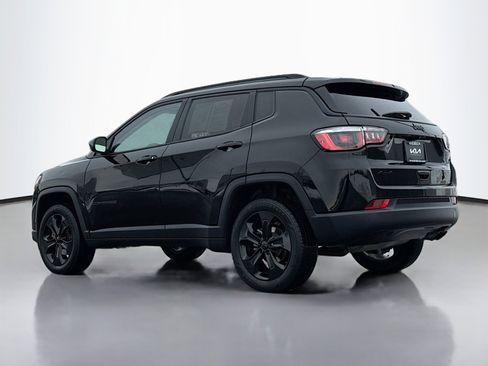 Used 2020 Jeep Compass Latitude image 14