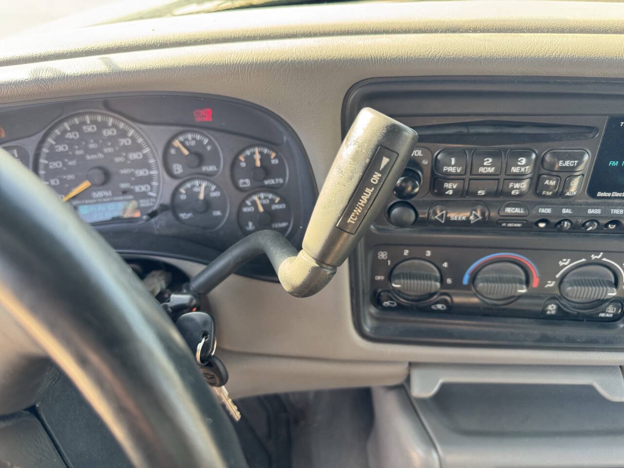 Used 2000 Chevrolet Silverado 1500 LS w/ Off-Road Chassis Pkg AWD/4WD image 37