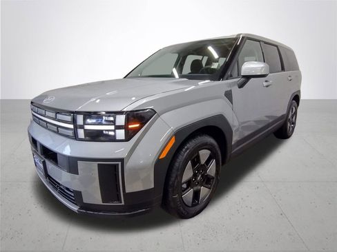 New 2026 Hyundai Santa Fe SE image 2