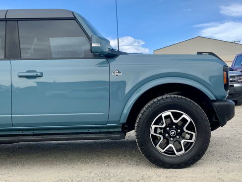 Used 2023 Ford Bronco Outer Banks AWD/4WD image 10