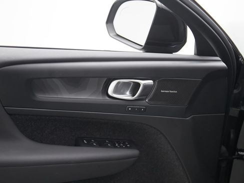Certified 2023 Volvo C40 P8 Recharge Ultimate AWD/4WD image 11