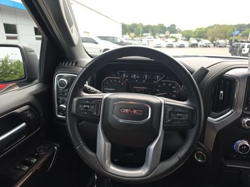 Used 2022 GMC Sierra 1500 Elevation w/ LPO, Elevation Black Package AWD/4WD image 19